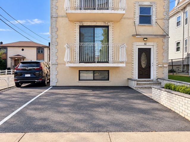 41 High 3, Everett, MA 02149