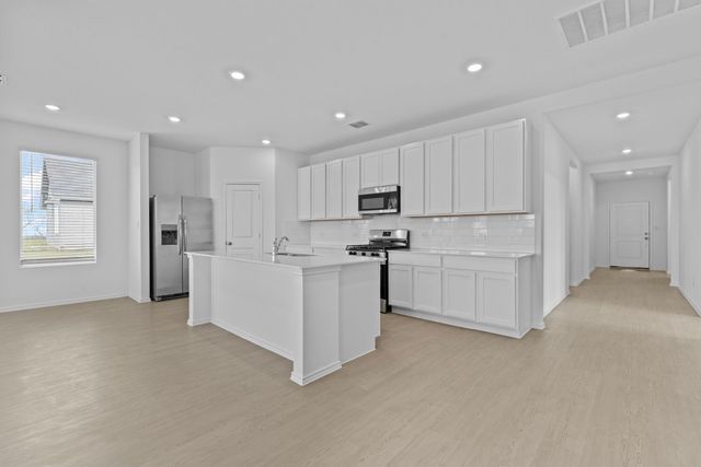 13225 Eastland DR, Mustang Ridge, TX 78610