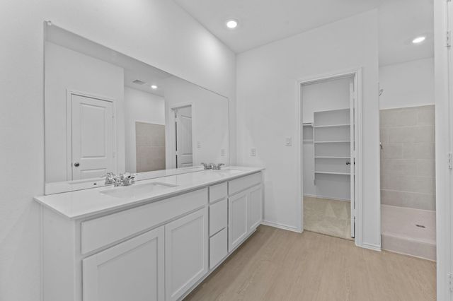 13225 Eastland DR, Mustang Ridge, TX 78610