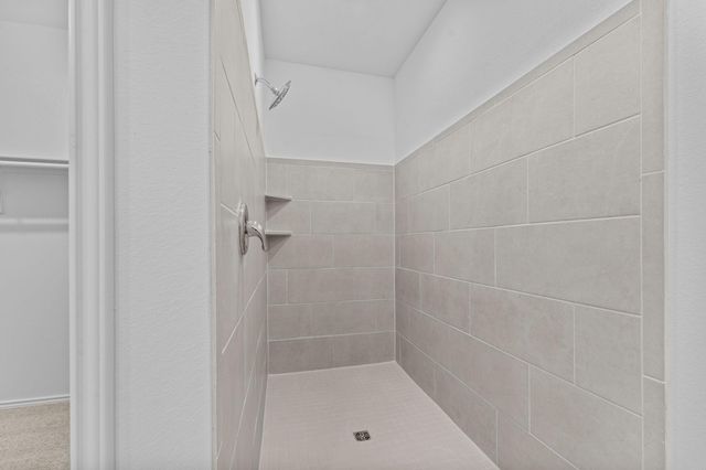 13225 Eastland DR, Mustang Ridge, TX 78610