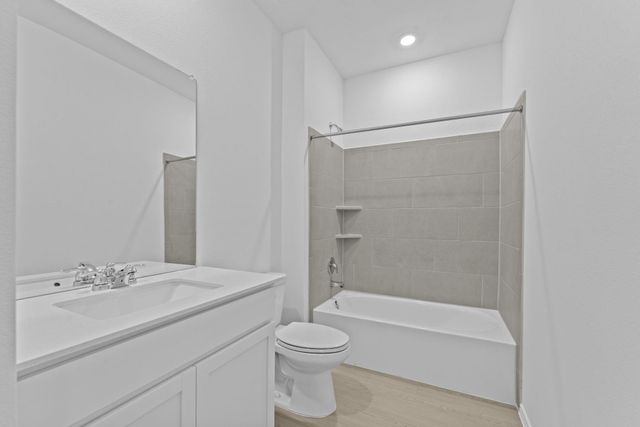 13225 Eastland DR, Mustang Ridge, TX 78610