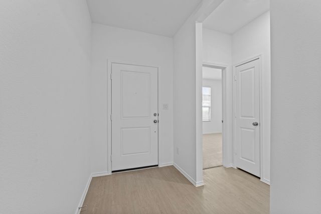 13225 Eastland DR, Mustang Ridge, TX 78610