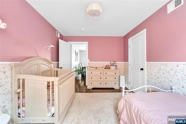 26 Arlington Boulevard, North Arlington, NJ 07031