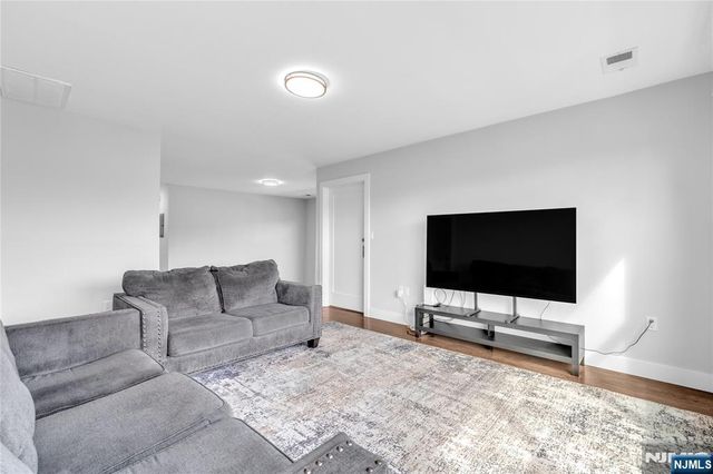 26 Arlington Boulevard, North Arlington, NJ 07031