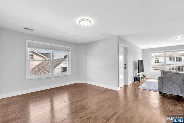 26 Arlington Boulevard, North Arlington, NJ 07031