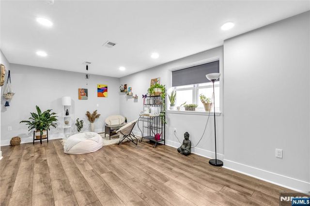 26 Arlington Boulevard, North Arlington, NJ 07031