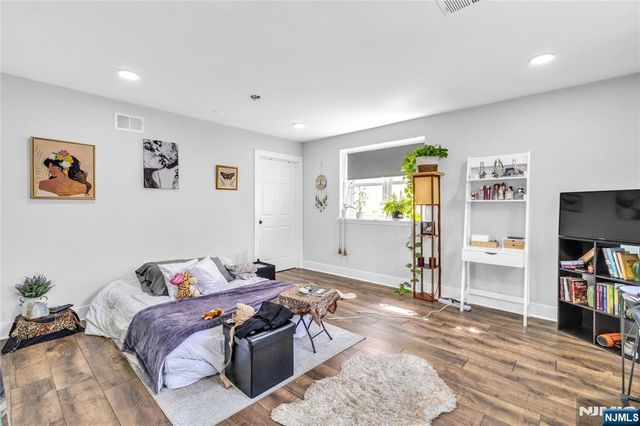 26 Arlington Boulevard, North Arlington, NJ 07031