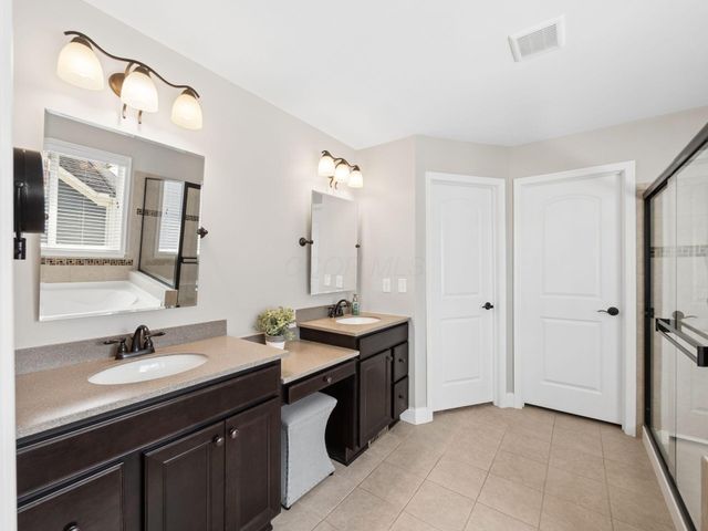 5792 Trafalgar Lane, Dublin, OH 43016