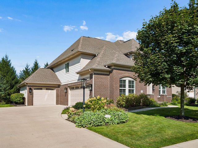 5792 Trafalgar Lane, Dublin, OH 43016