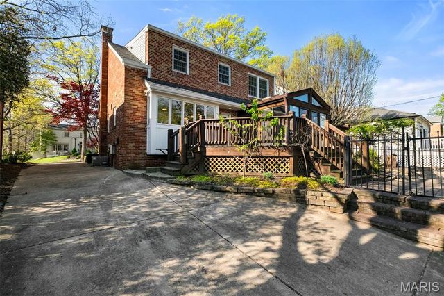 8105 Kingsbury Boulevard, Clayton, MO 63105
