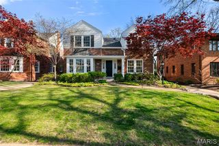 8105 Kingsbury Boulevard, Clayton, MO 63105