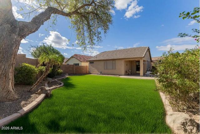 6637 S CARTIER Drive, Gilbert, AZ 85298