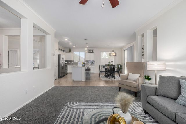 6637 S CARTIER Drive, Gilbert, AZ 85298