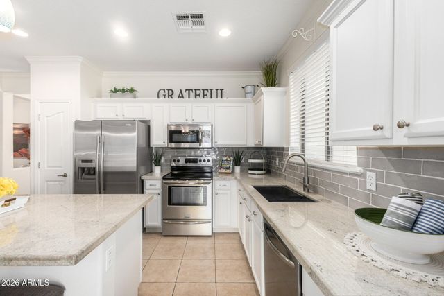 6637 S CARTIER Drive, Gilbert, AZ 85298