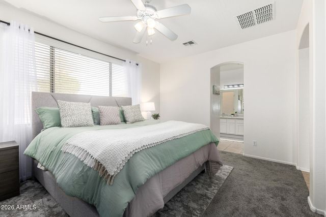 6637 S CARTIER Drive, Gilbert, AZ 85298