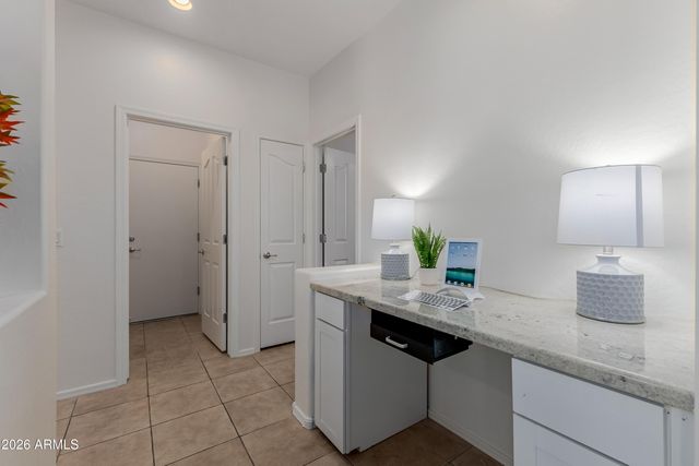 6637 S CARTIER Drive, Gilbert, AZ 85298