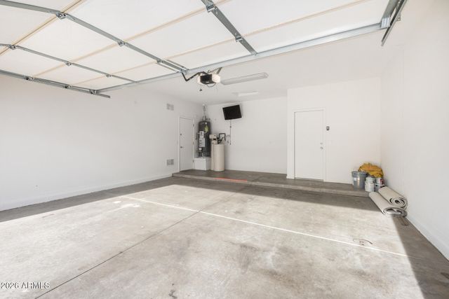 6637 S CARTIER Drive, Gilbert, AZ 85298