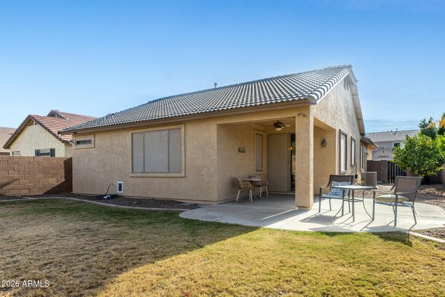 6637 S CARTIER Drive, Gilbert, AZ 85298