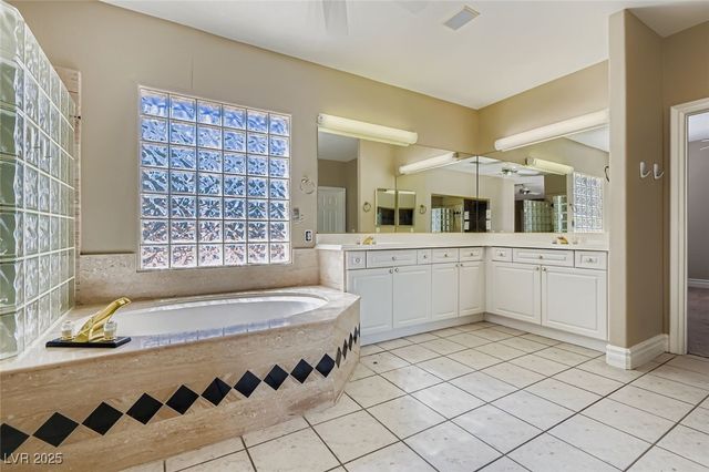 9463 Malasana Court, Las Vegas, NV 89147