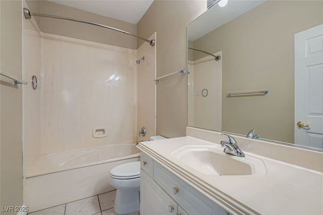 9463 Malasana Court, Las Vegas, NV 89147