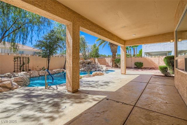 9463 Malasana Court, Las Vegas, NV 89147