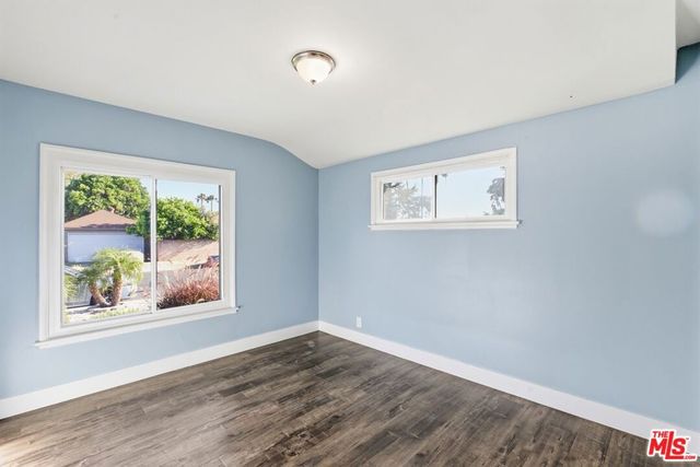 14141 Gault Street, Van Nuys, CA 91405
