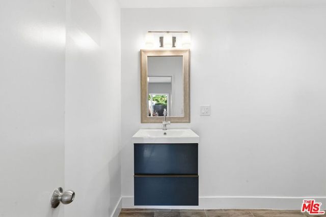 14141 Gault Street, Van Nuys, CA 91405
