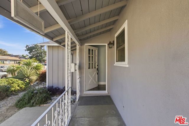 14141 Gault Street, Van Nuys, CA 91405