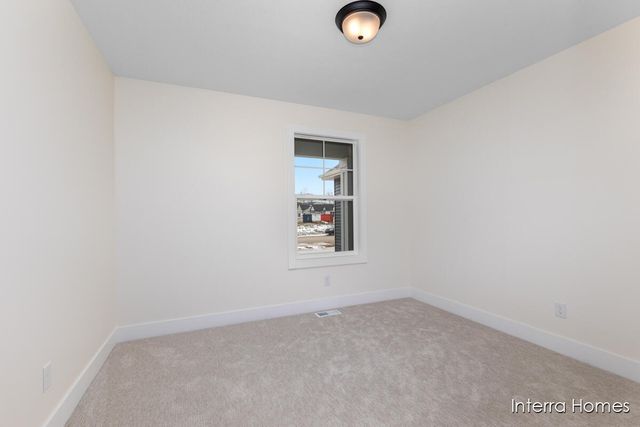 7120 Pinehurst Drive Ne, Cannon Twp, MI 49341