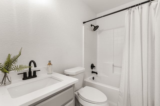 220 Broken Arrow Drive, Waco, TX 76705