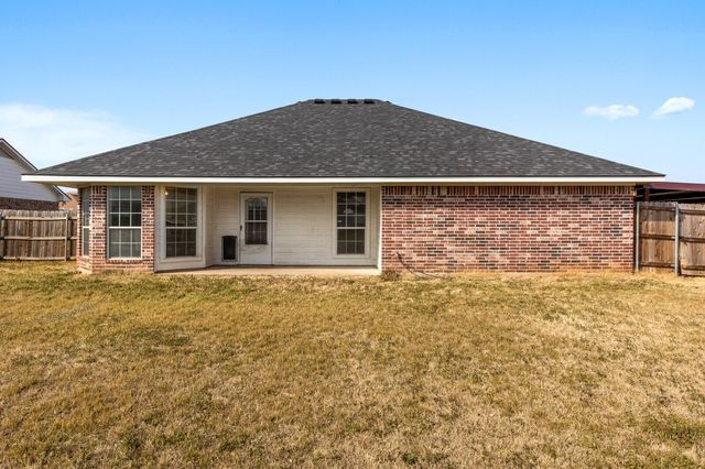 220 Broken Arrow Drive, Waco, TX 76705