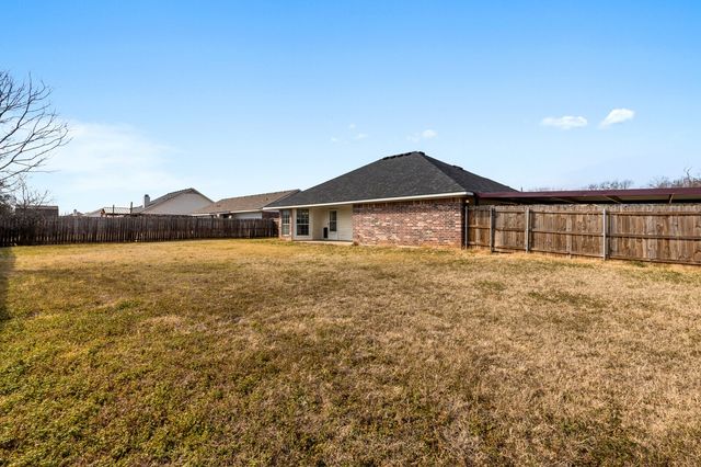 220 Broken Arrow Drive, Waco, TX 76705