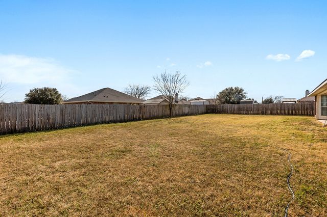 220 Broken Arrow Drive, Waco, TX 76705