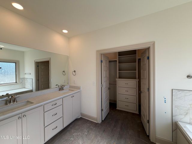 209 Anderson Oaks Drive, Pearl, MS 39208