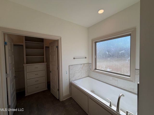 209 Anderson Oaks Drive, Pearl, MS 39208