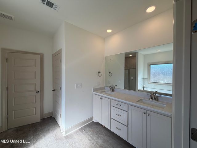 209 Anderson Oaks Drive, Pearl, MS 39208