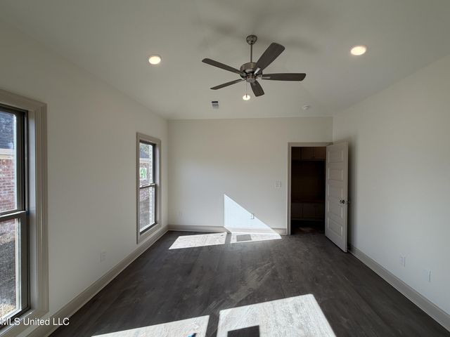 209 Anderson Oaks Drive, Pearl, MS 39208