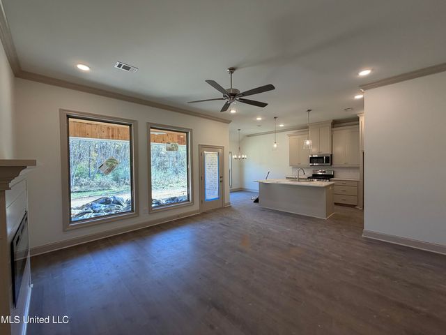 209 Anderson Oaks Drive, Pearl, MS 39208