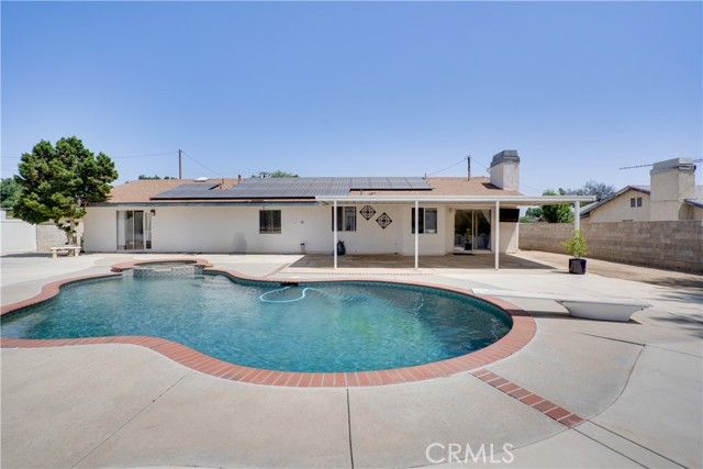 18825 Mariposa Avenue, Riverside, CA 92508