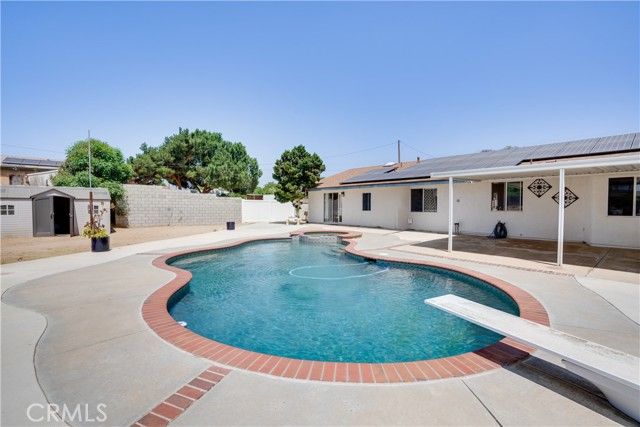 18825 Mariposa Avenue, Riverside, CA 92508