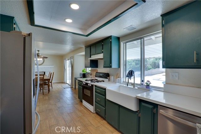 18825 Mariposa Avenue, Riverside, CA 92508