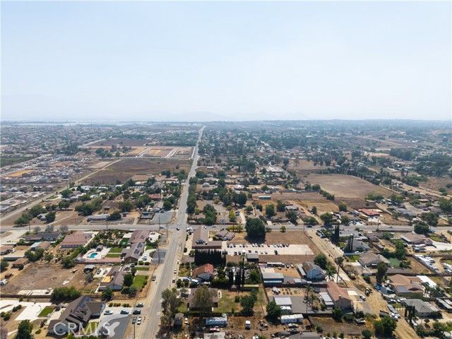 18825 Mariposa Avenue, Riverside, CA 92508