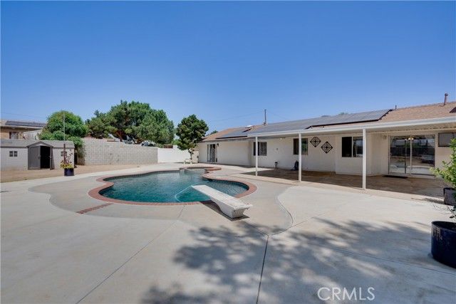 18825 Mariposa Avenue, Riverside, CA 92508