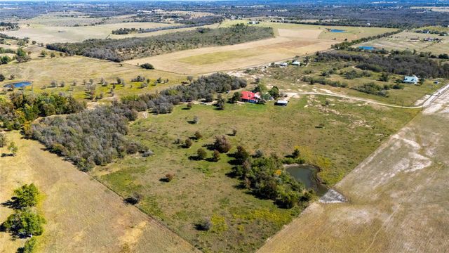 948 Upper Elgin River RD, Elgin, TX 78621