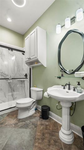 948 Upper Elgin River RD, Elgin, TX 78621