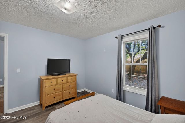 315 Tangle Oaks Court SE, Belville, NC 28451