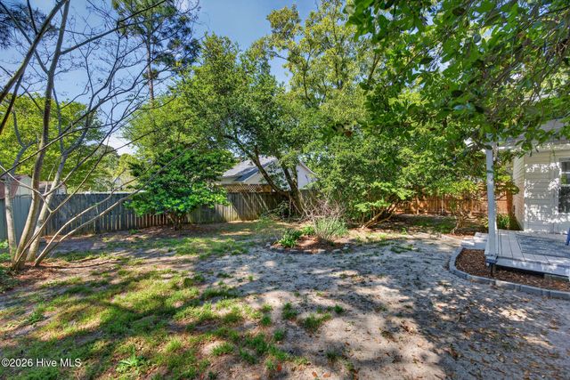 315 Tangle Oaks Court SE, Belville, NC 28451