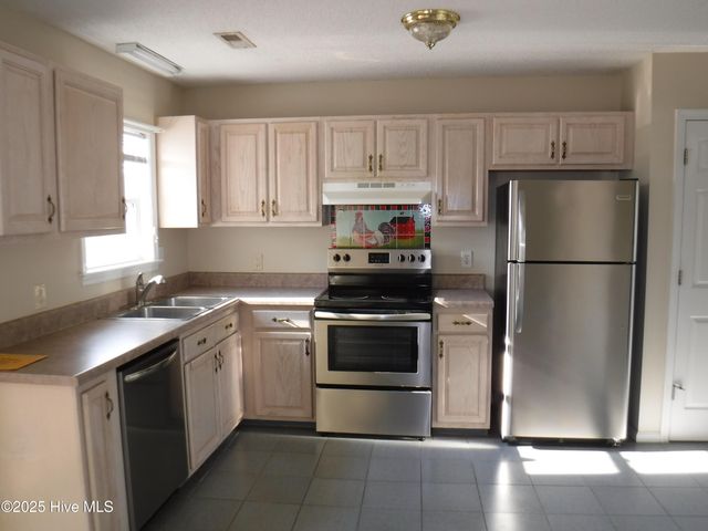 1001 Sundown Drive, Elizabeth City, NC 27909