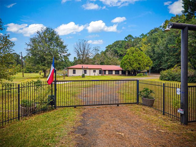 577 County Road 138 E, Jasper, TX 75951