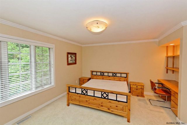 6 Beacon Hill Drive, Saratoga Springs, NY 12866